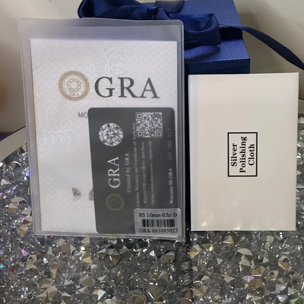 NIB - .5 ctw Heart Moissanite Bracelet.  Retail $850.00